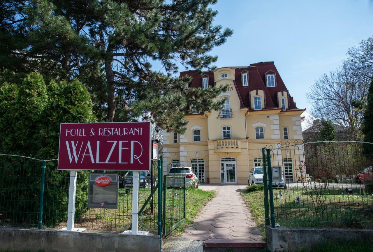 Walzer Hotel بودابست المظهر الخارجي الصورة