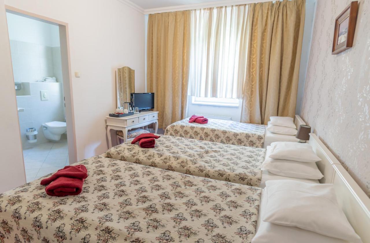 Walzer Hotel بودابست المظهر الخارجي الصورة